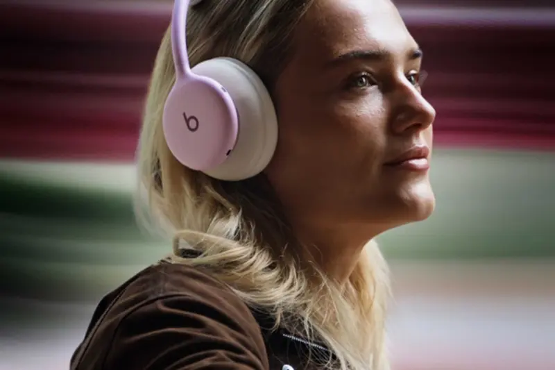 Beats 360 Review: விளையாட்டு வீரர்களுக்கான AirPods Max — $99 குறைவான விலையில்