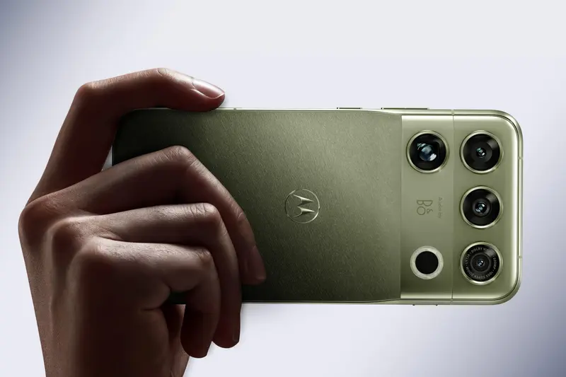 Motorola Signature 27: புதிய Snapdragon Extreme சிப்புடன் தனித்துவமான வடிவமைப்பு